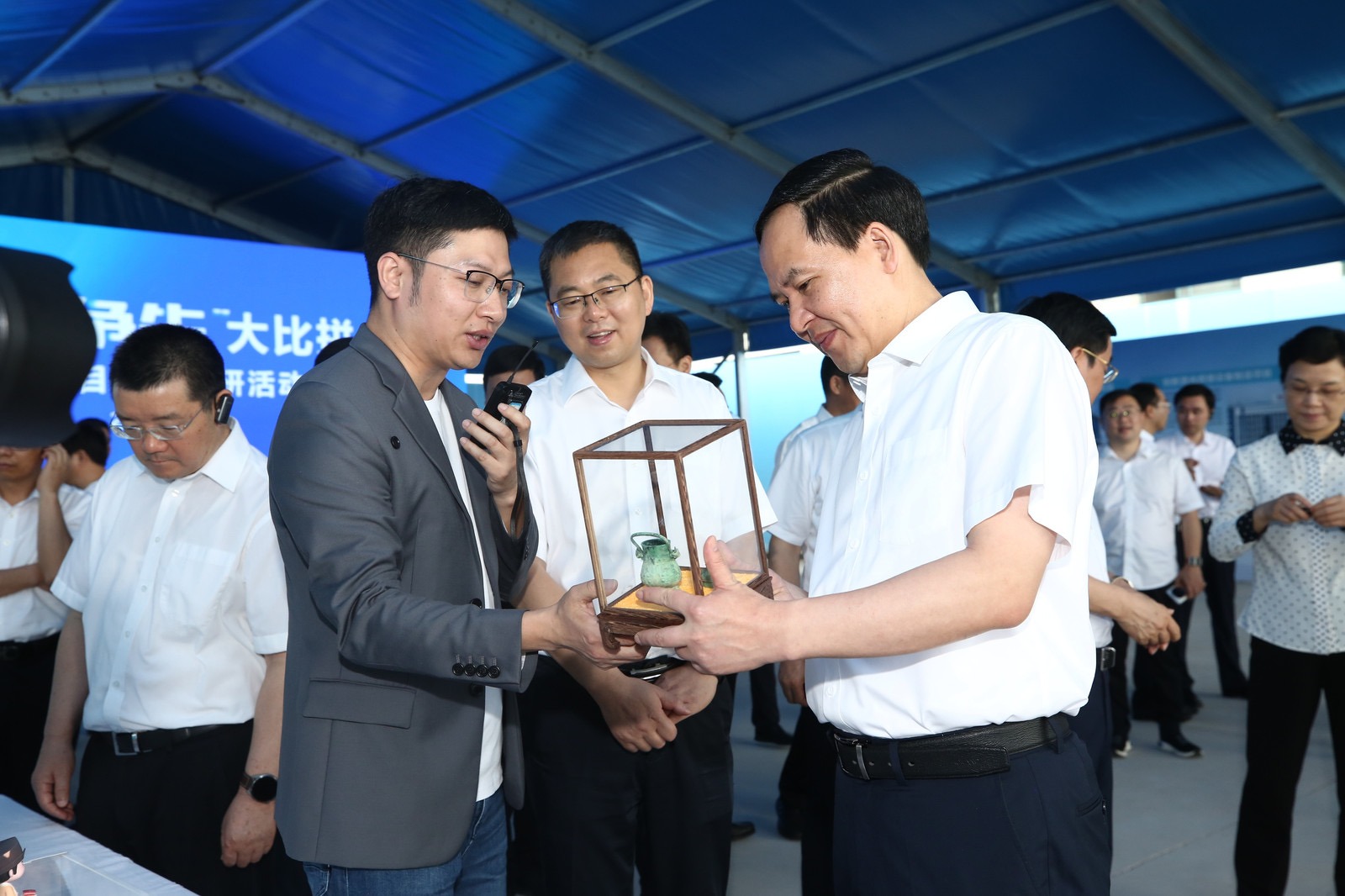 Shaoxing Party Secretary Wen Nuan and Delegation Visit Nano Labs for Inspection and Research