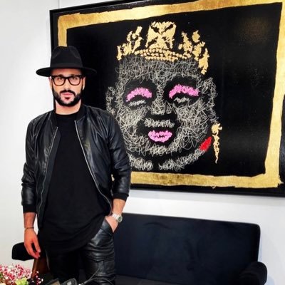 Maikeul: Woman in Pink